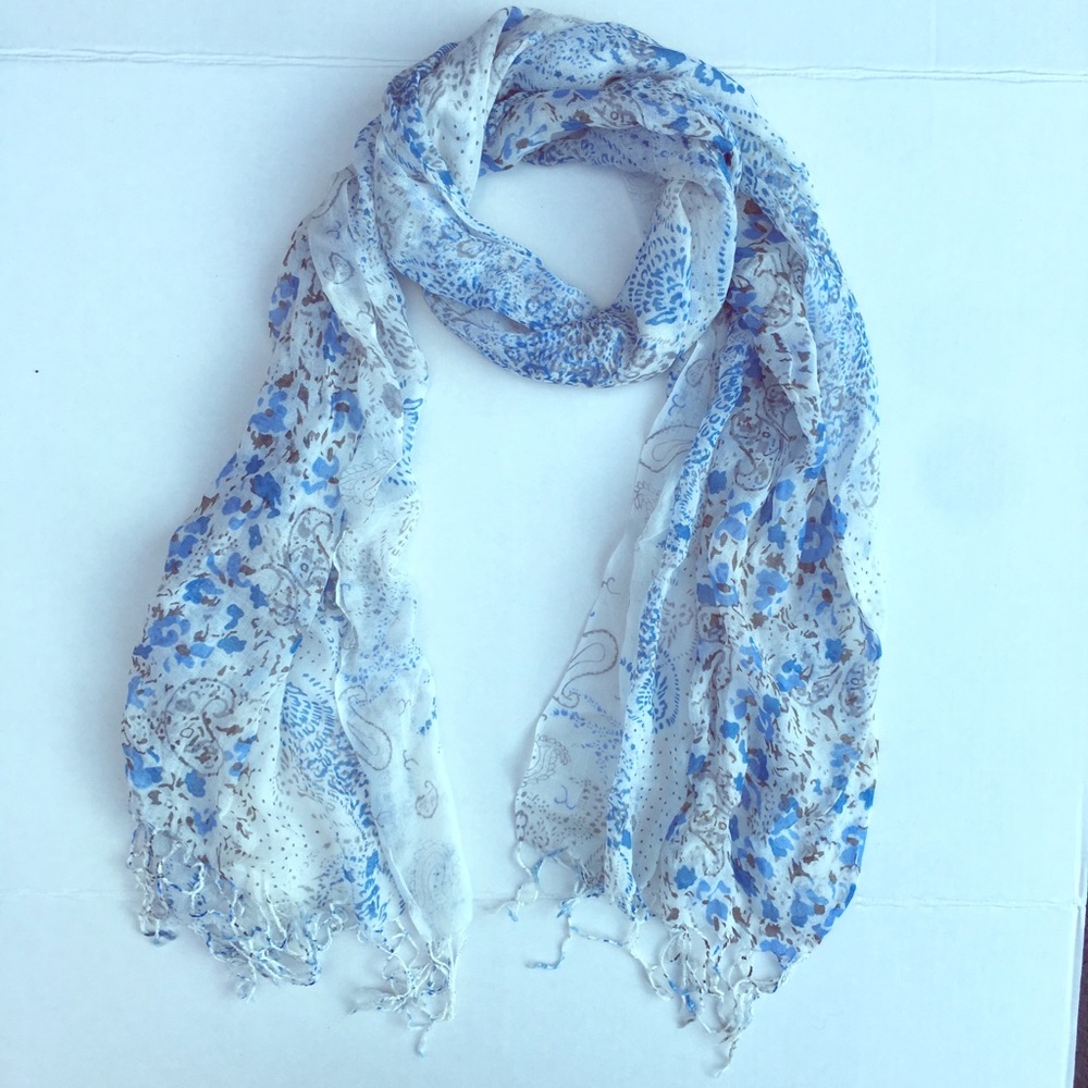 White and blue scarf